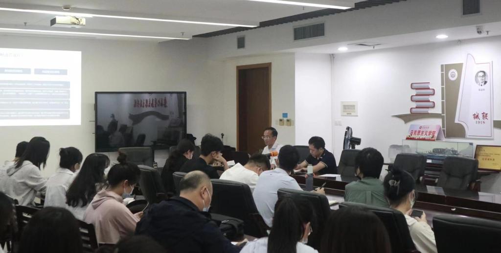 王耀杰.jpg 王耀杰.jpg